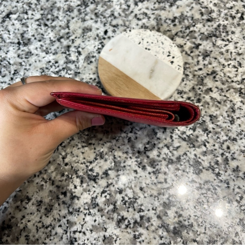 Louis Vuitton | MI0020 EUC Women’s Red Epi Wallet Gorgeous! Authentic - Picture 5 of 13